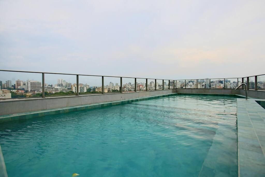 Apto Frente Parque Com Vista E Piscina Porto Alegre Luaran gambar